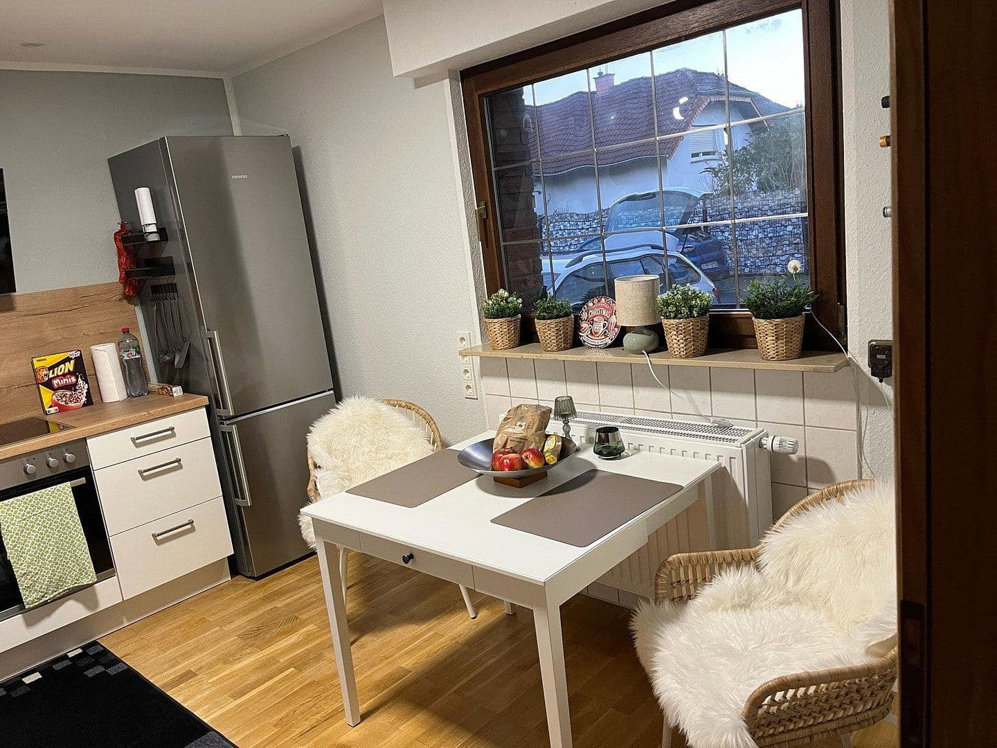 Prenájom bytu 3-izbový 93 m², Amselstr. 13a, Niederkassel, Severné Porýnie - Westfálsko Prenájom bytu 3-izbový 93 m², Amselstr. 13a, Niederkassel, Severné Porýnie - Westfálsko