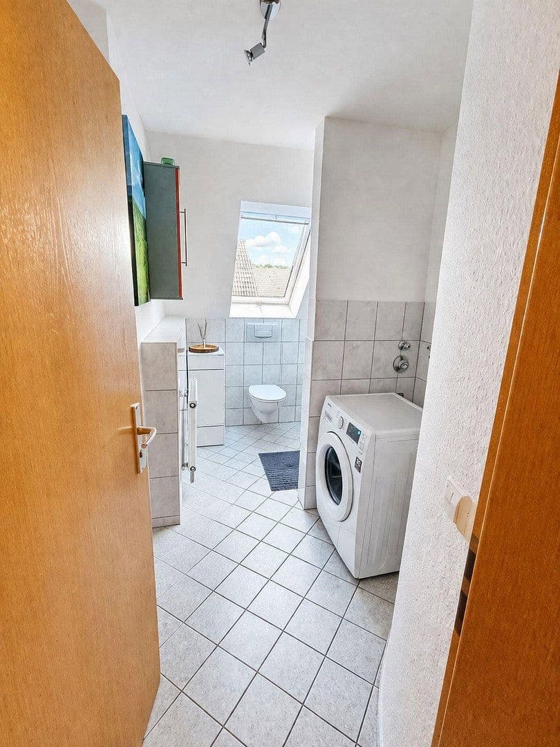 Predaj bytu 4-izbový 106 m², Kolpingstraße 14, Dresden, Sasko Predaj bytu 4-izbový 106 m², Kolpingstraße 14, Dresden, Sasko