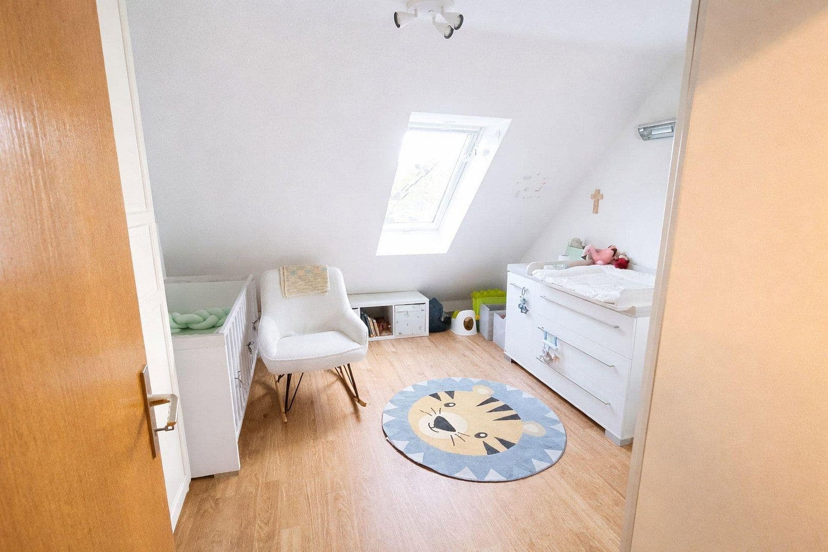 Predaj bytu 4-izbový 106 m², Kolpingstraße 14, Dresden, Sasko Predaj bytu 4-izbový 106 m², Kolpingstraße 14, Dresden, Sasko