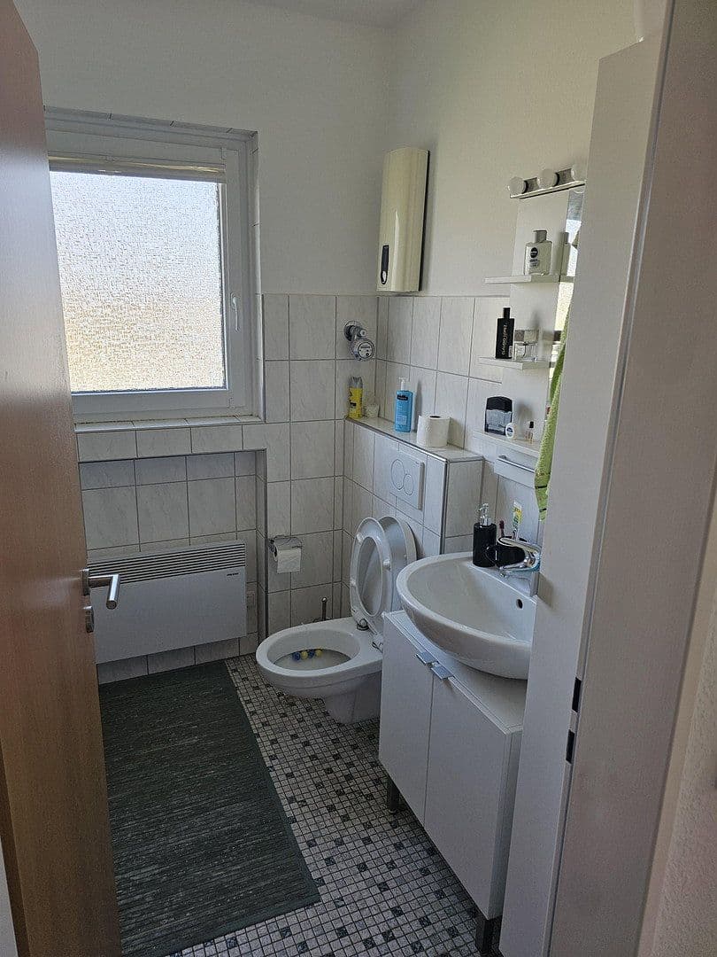 Prenájom bytu 2-izbový 50 m², Otto-Brenner-Straße 142, Bielefeld, Severné Porýnie - Westfálsko Prenájom bytu 2-izbový 50 m², Otto-Brenner-Straße 142, Bielefeld, Severné Porýnie - Westfálsko