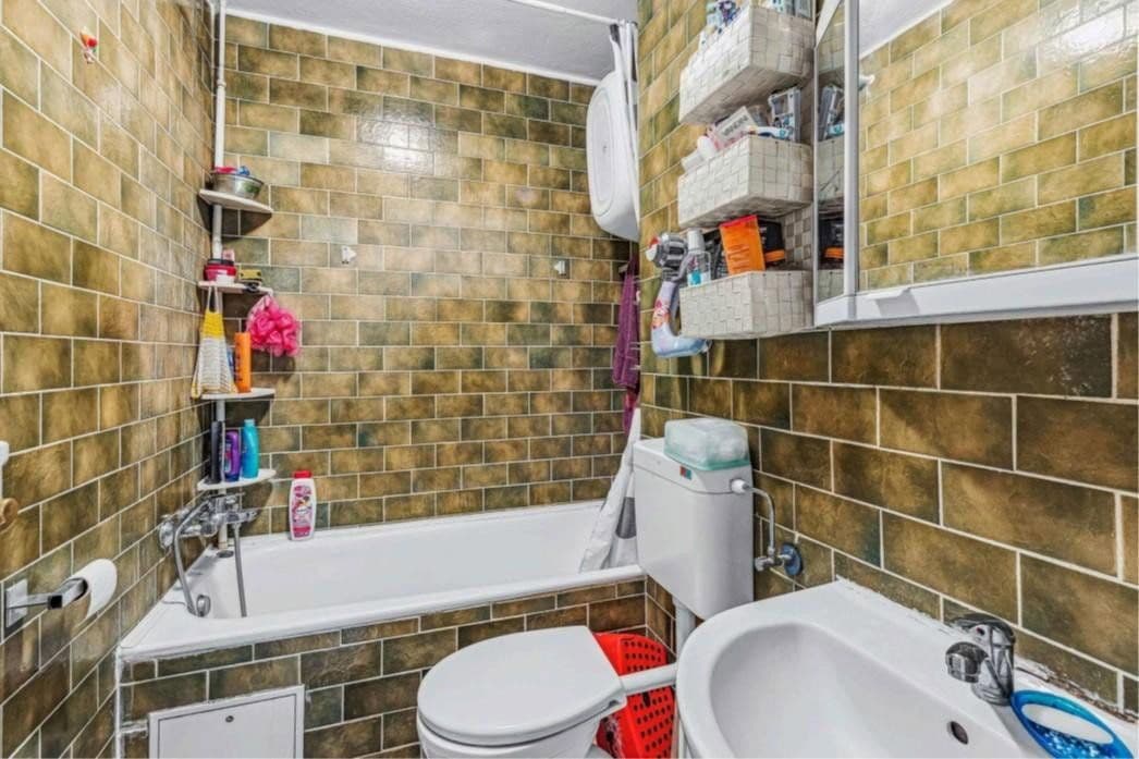 Predaj bytu 2-izbový 56 m², Leonrodstraße 29, München, Bavorsko Predaj bytu 2-izbový 56 m², Leonrodstraße 29, München, Bavorsko