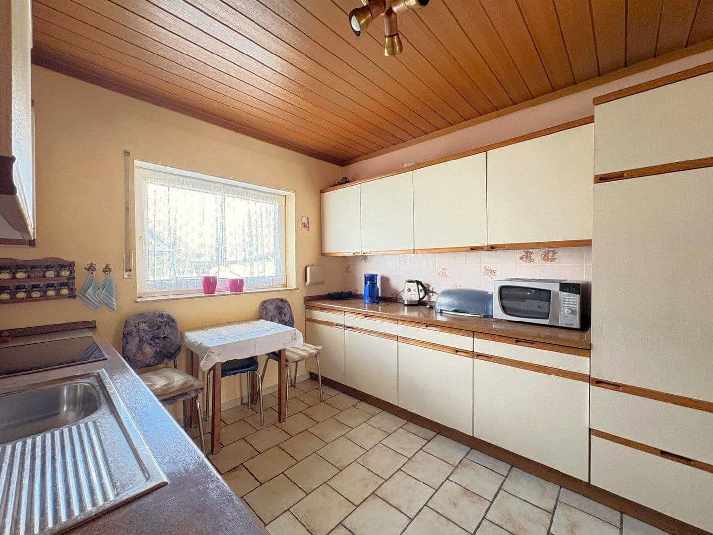 Predaj domu 318 m², pozemek 1.829 m², Aschaffenburger Str. 76-78, Babenhausen, Hesensko Predaj domu 318 m², pozemek 1.829 m², Aschaffenburger Str. 76-78, Babenhausen, Hesensko