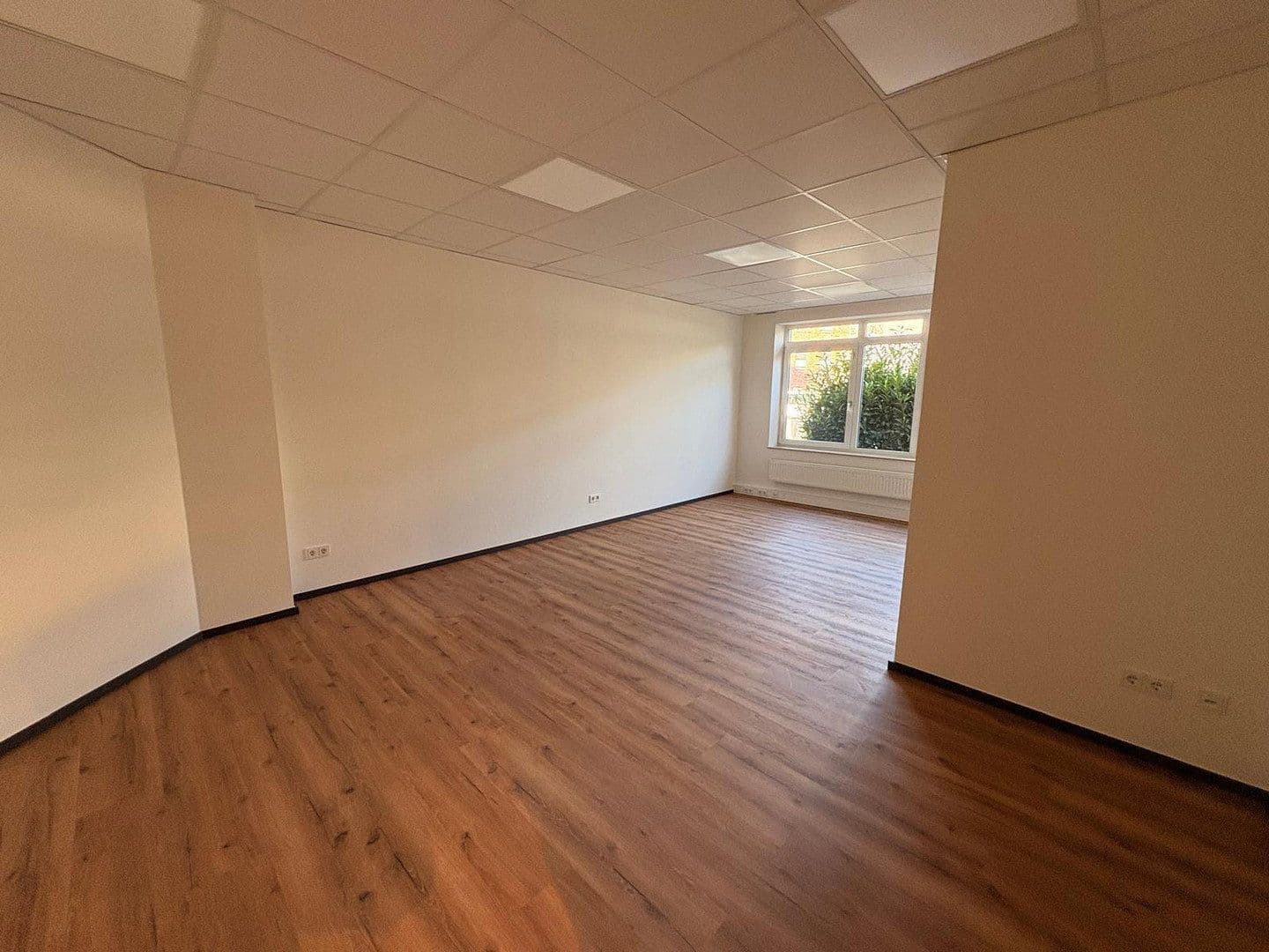 Prenájom kancelárie 407 m², Mühlenweg 16, Geldern, Severné Porýnie - Westfálsko Prenájom kancelárie 407 m², Mühlenweg 16, Geldern, Severné Porýnie - Westfálsko