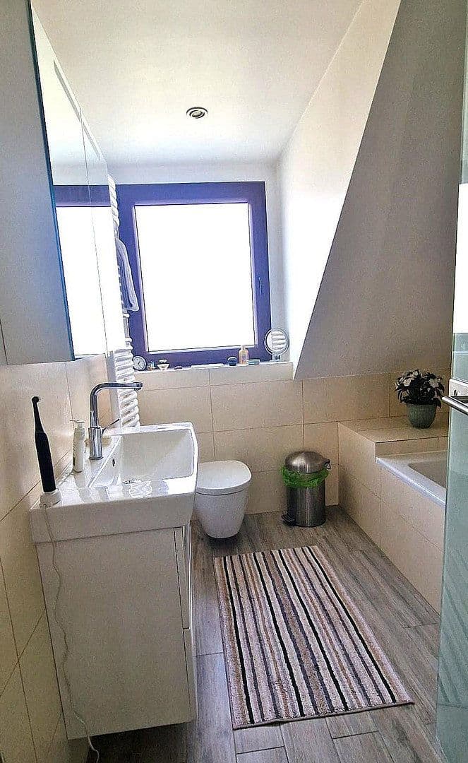 Predaj domu 170 m², pozemek 334 m², Kaarst, Severné Porýnie - Westfálsko Predaj domu 170 m², pozemek 334 m², Kaarst, Severné Porýnie - Westfálsko