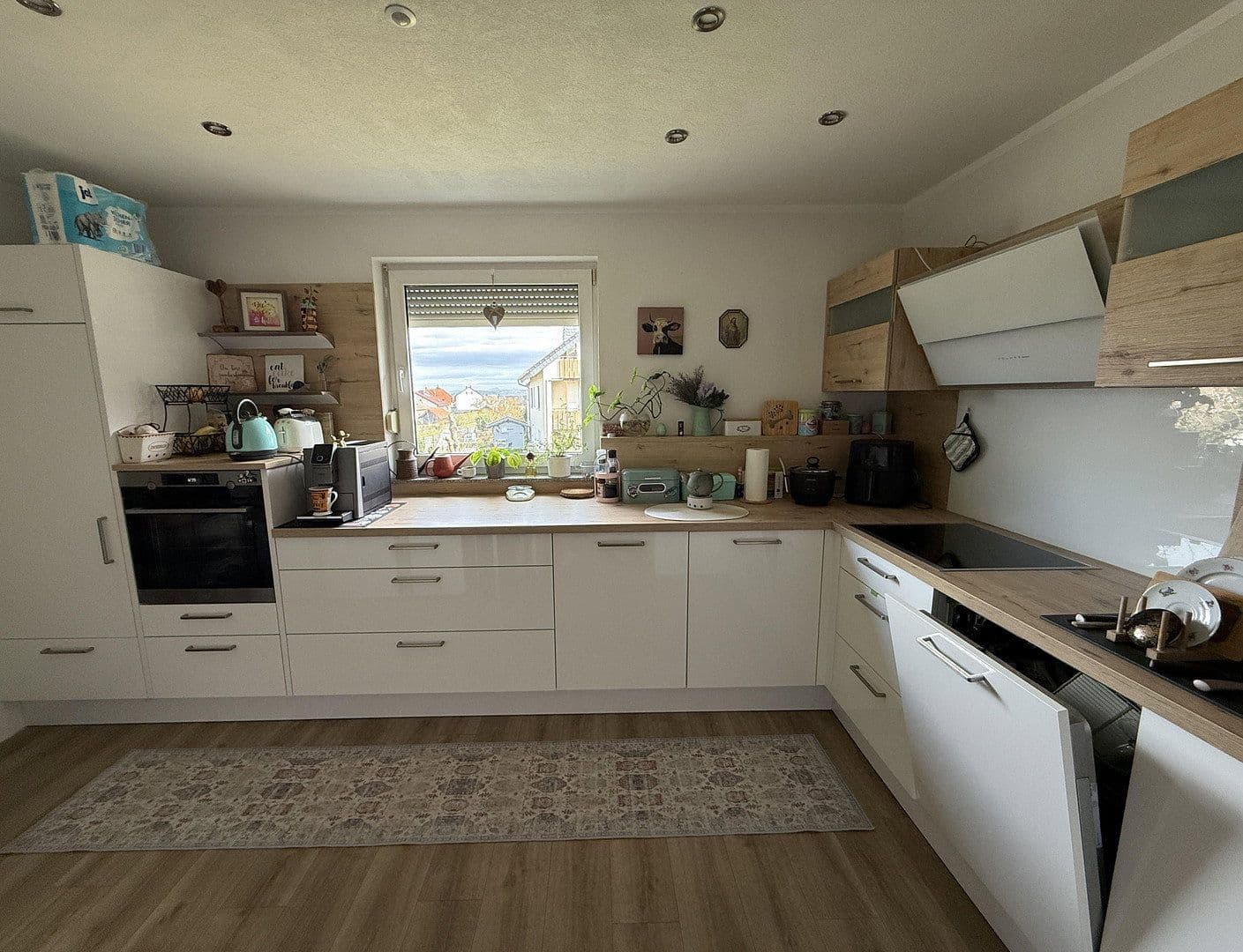 Predaj domu 97 m², pozemek 704 m², Flieden, Hesensko Predaj domu 97 m², pozemek 704 m², Flieden, Hesensko