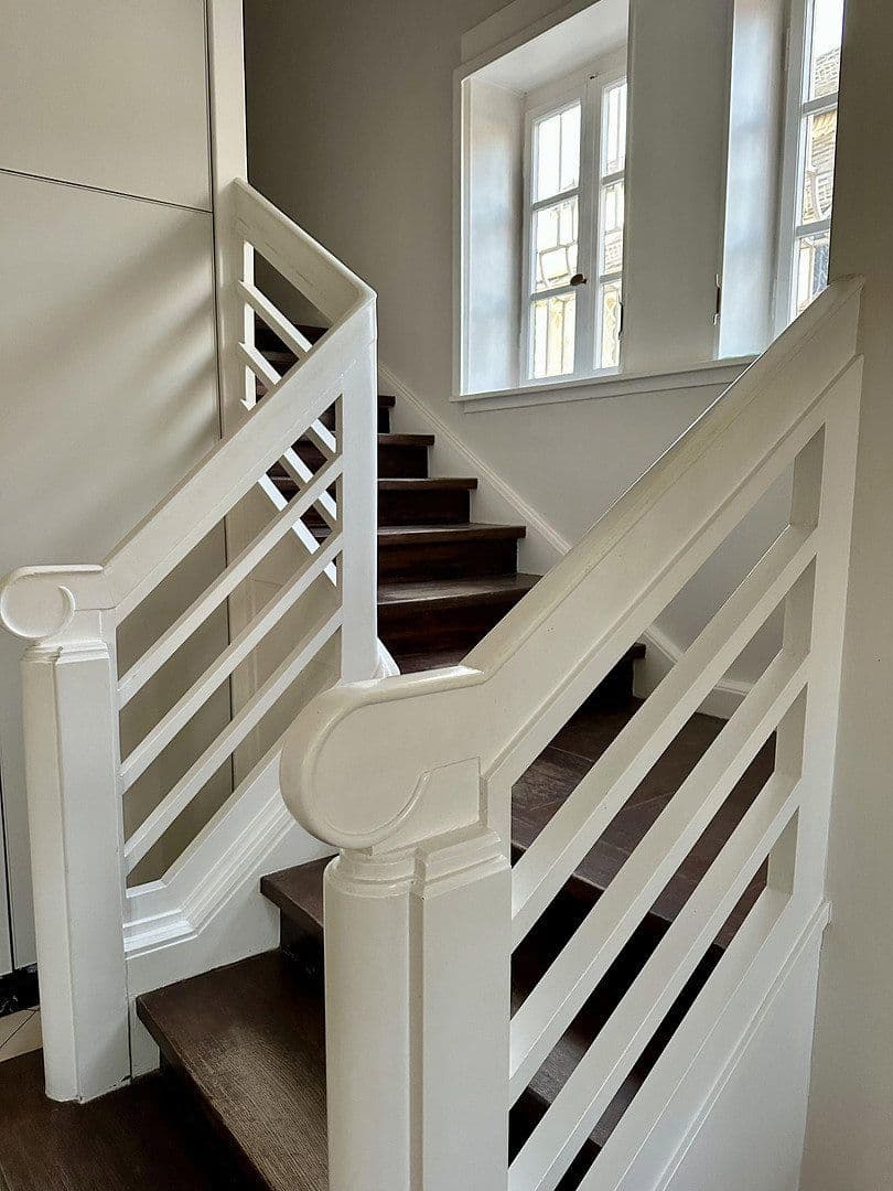 Predaj domu 365 m², pozemek 733 m², Frankfurt, Hesensko Predaj domu 365 m², pozemek 733 m², Frankfurt, Hesensko