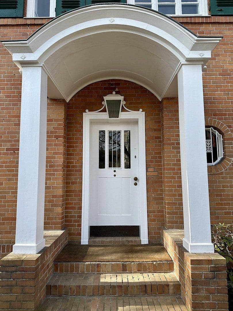 Predaj domu 365 m², pozemek 733 m², Frankfurt, Hesensko Predaj domu 365 m², pozemek 733 m², Frankfurt, Hesensko