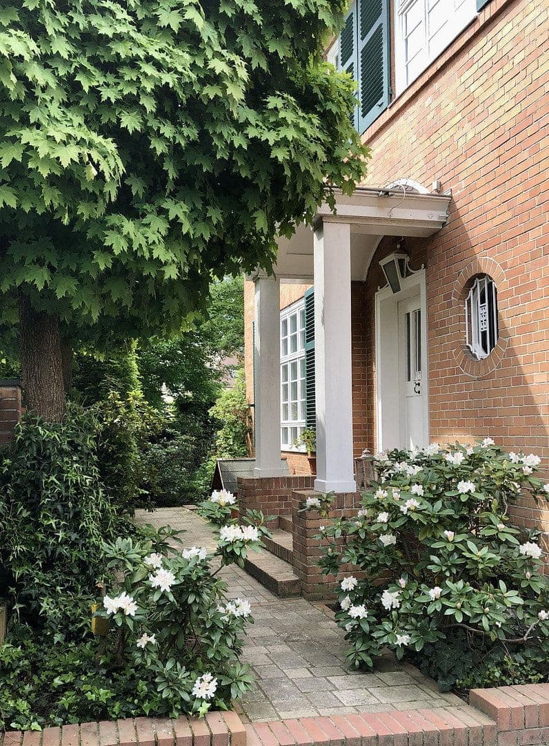 Predaj domu 365 m², pozemek 733 m², Frankfurt, Hesensko Predaj domu 365 m², pozemek 733 m², Frankfurt, Hesensko