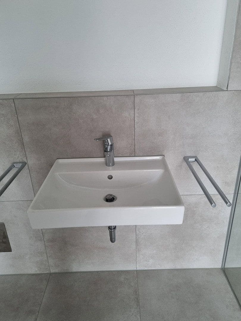 Prenájom bytu 2-izbový 64 m², Rosenheimer Str. 31, Grafing, Bavorsko Prenájom bytu 2-izbový 64 m², Rosenheimer Str. 31, Grafing, Bavorsko