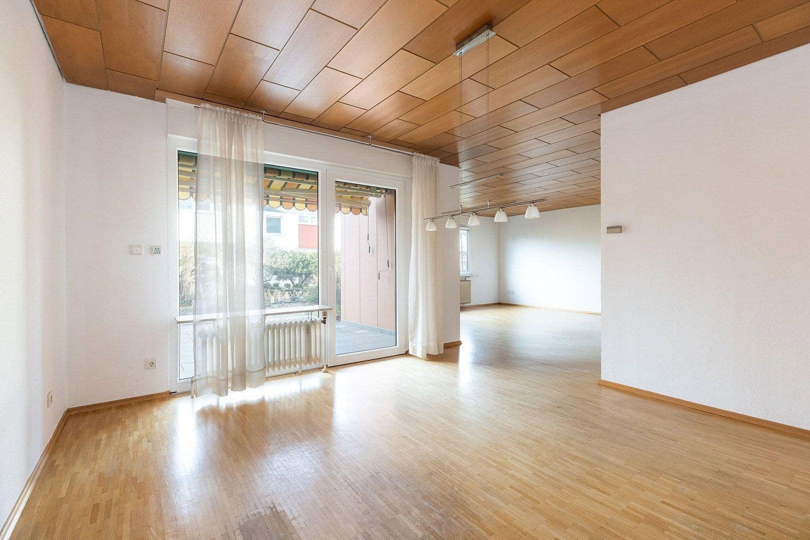 Predaj domu 145 m², pozemek 300 m², Aschaffeburg / Nilkheim, Bavorsko Predaj domu 145 m², pozemek 300 m², Aschaffeburg / Nilkheim, Bavorsko