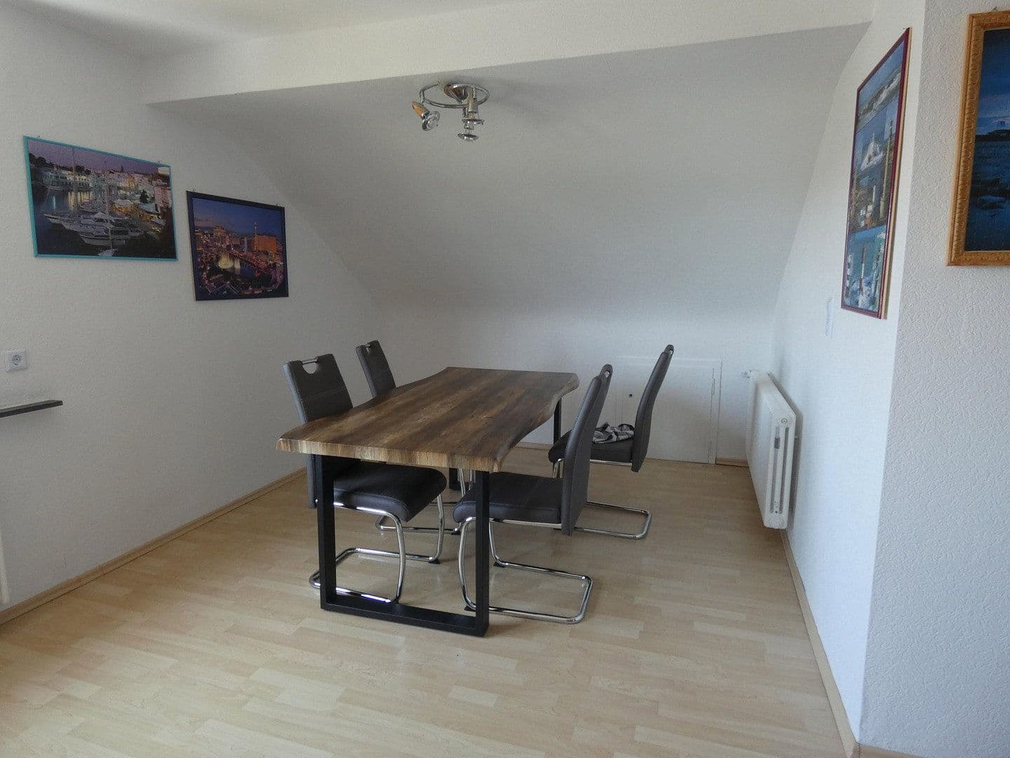 Predaj bytu 4-izbový 170 m², Rüsselsheim am Main, Hesensko Predaj bytu 4-izbový 170 m², Rüsselsheim am Main, Hesensko