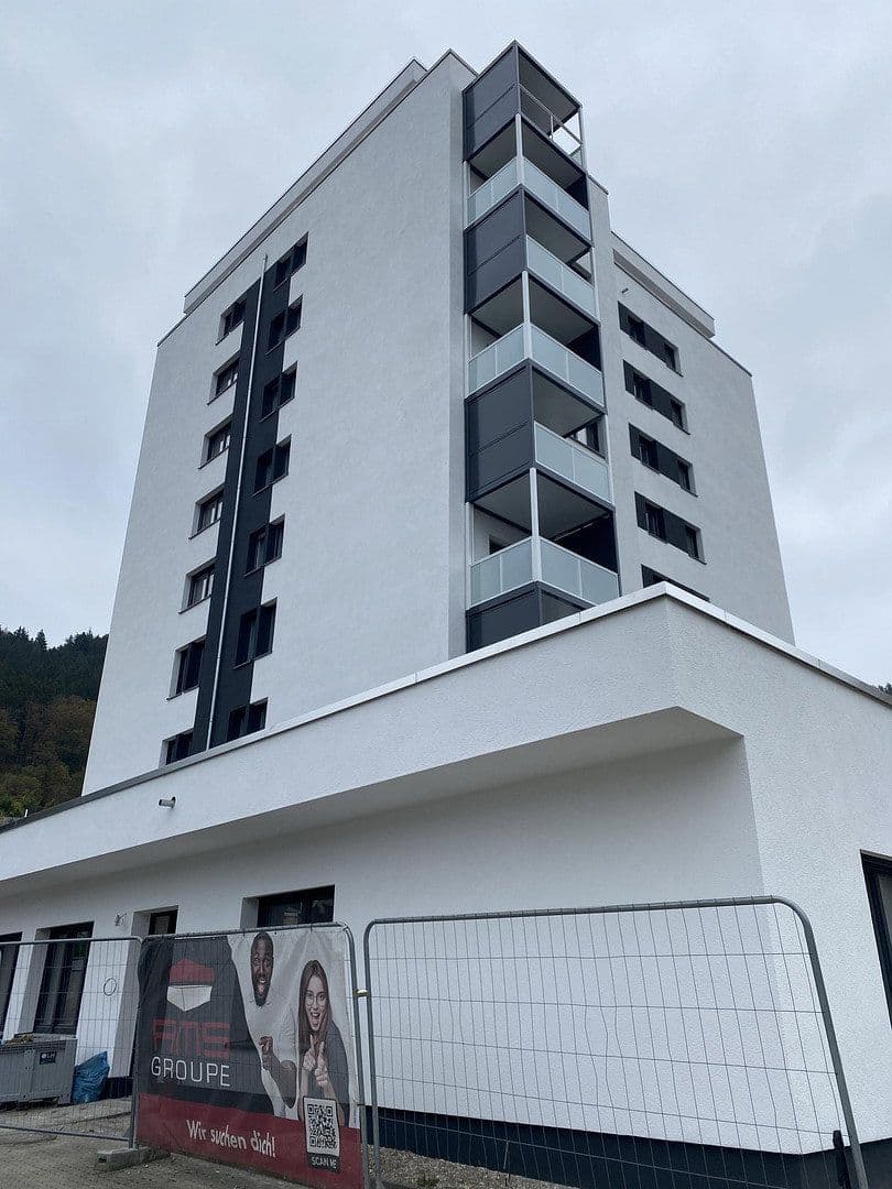 Prenájom bytu 3-izbový 92 m², Am Schlüsselacker 4, Eberbach, Bádensko-Wurttembersko Prenájom bytu 3-izbový 92 m², Am Schlüsselacker 4, Eberbach, Bádensko-Wurttembersko