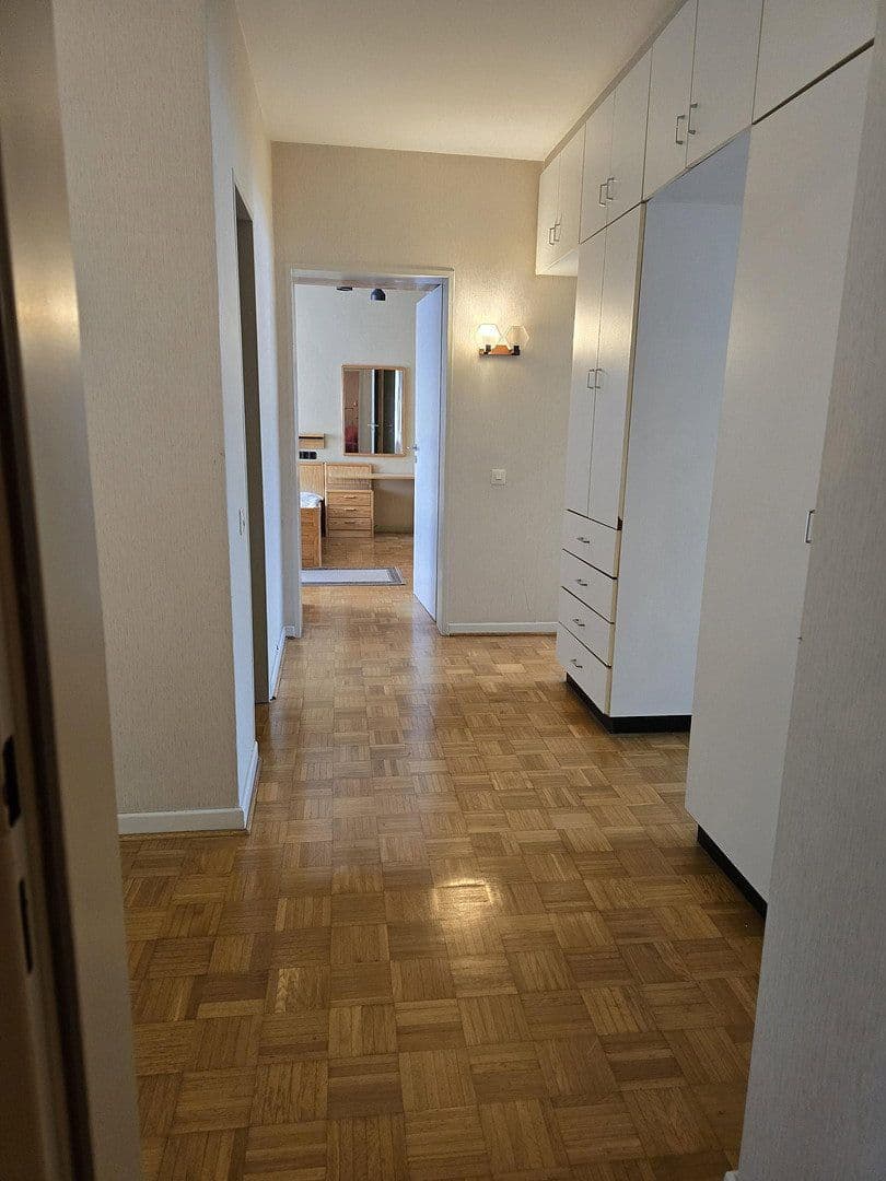 Predaj domu 308 m², pozemek 1.352 m², Moselstraße, Euskirchen, Severné Porýnie - Westfálsko Predaj domu 308 m², pozemek 1.352 m², Moselstraße, Euskirchen, Severné Porýnie - Westfálsko