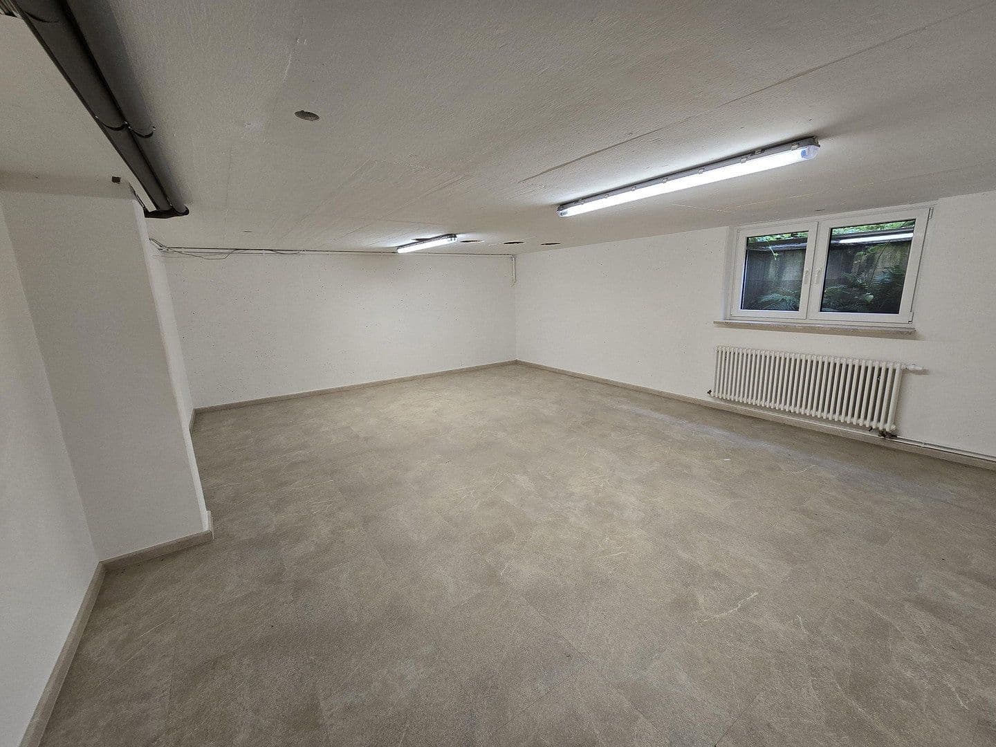 Predaj domu 308 m², pozemek 1.352 m², Moselstraße, Euskirchen, Severné Porýnie - Westfálsko Predaj domu 308 m², pozemek 1.352 m², Moselstraße, Euskirchen, Severné Porýnie - Westfálsko