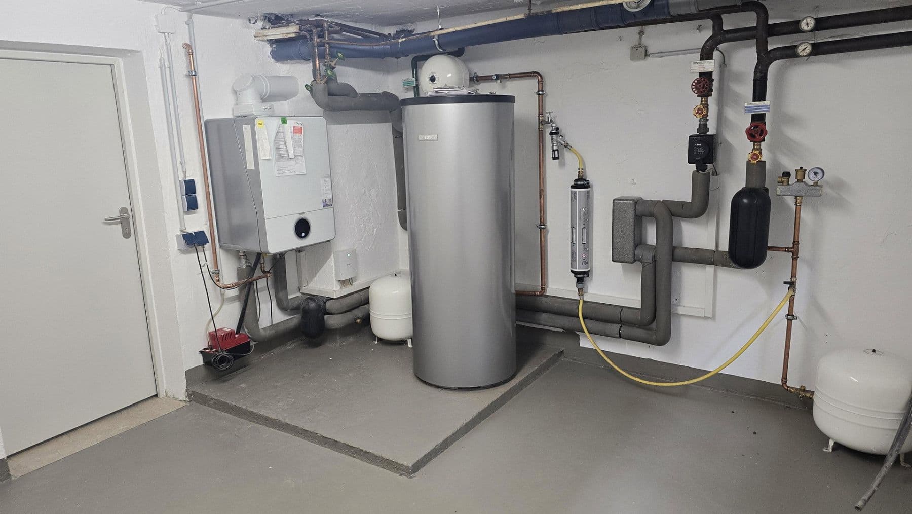 Predaj domu 308 m², pozemek 1.352 m², Moselstraße, Euskirchen, Severné Porýnie - Westfálsko Predaj domu 308 m², pozemek 1.352 m², Moselstraße, Euskirchen, Severné Porýnie - Westfálsko