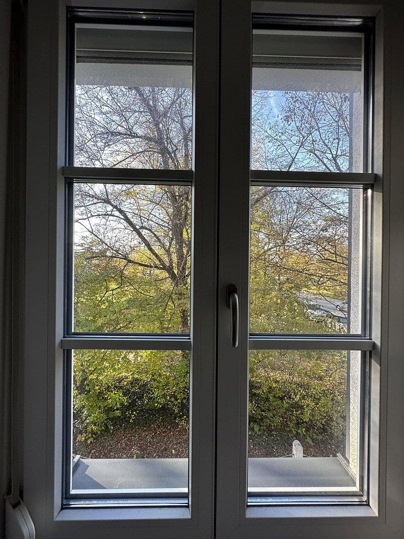 Prenájom bytu 5-izbový 141 m², Sudetendeutsche Straße 31a, München, Bavorsko Prenájom bytu 5-izbový 141 m², Sudetendeutsche Straße 31a, München, Bavorsko