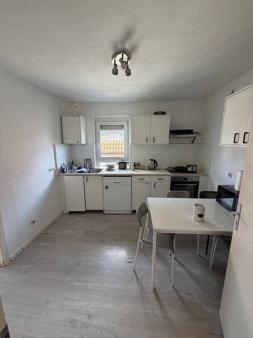 Predaj domu 267 m², pozemek 103 m², Hauptstraße 18, Böblingen, Bádensko-Wurttembersko Predaj domu 267 m², pozemek 103 m², Hauptstraße 18, Böblingen, Bádensko-Wurttembersko
