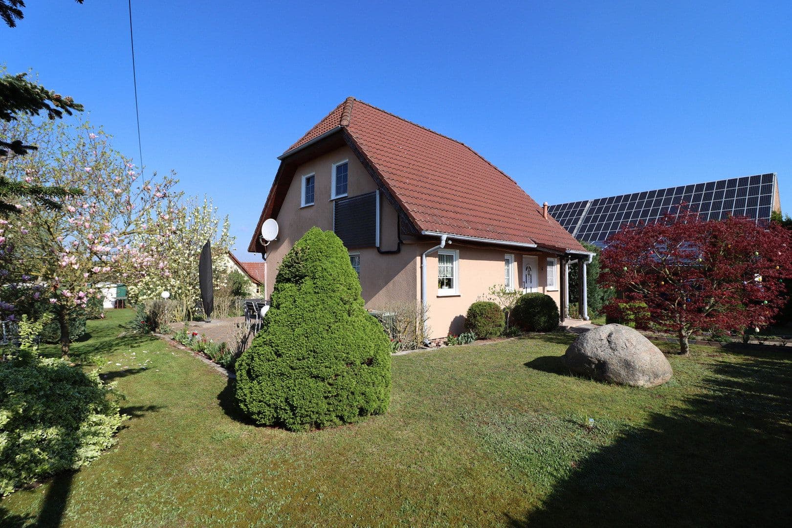 Predaj domu 104 m², pozemek 1.114 m², Oberuckersee, Brandenbursko Predaj domu 104 m², pozemek 1.114 m², Oberuckersee, Brandenbursko