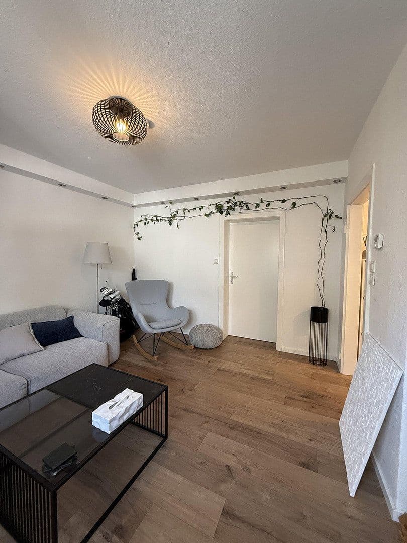 Prenájom bytu 2-izbový 57 m², Meerbusch, Severné Porýnie - Westfálsko Prenájom bytu 2-izbový 57 m², Meerbusch, Severné Porýnie - Westfálsko