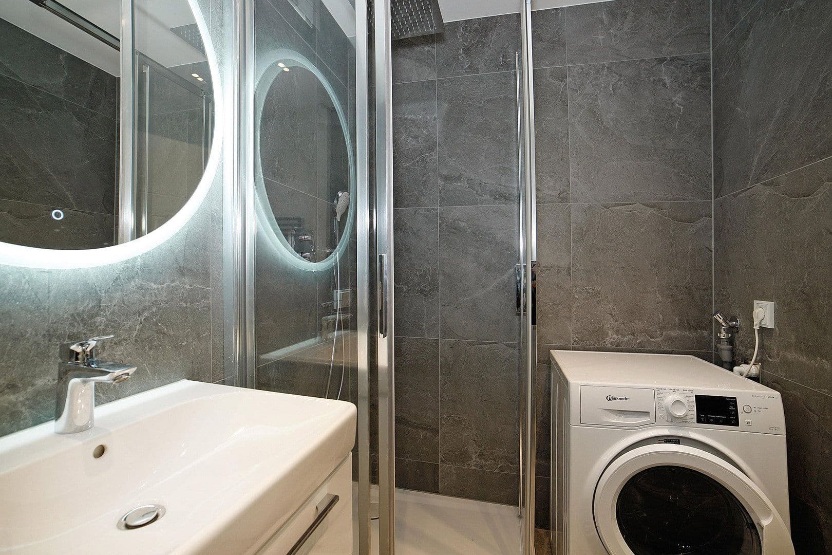 Prenájom bytu 1-izbový 47 m², Tettnanger Str. 4, München, Bavorsko Prenájom bytu 1-izbový 47 m², Tettnanger Str. 4, München, Bavorsko