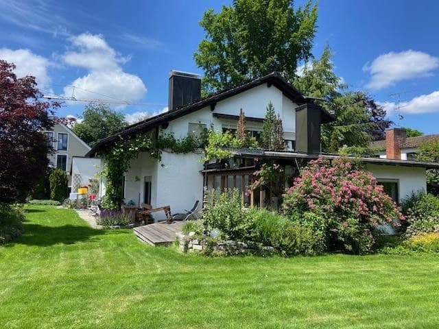 Predaj domu 267 m², pozemek 882 m², Grünwald, Bavorsko Predaj domu 267 m², pozemek 882 m², Grünwald, Bavorsko