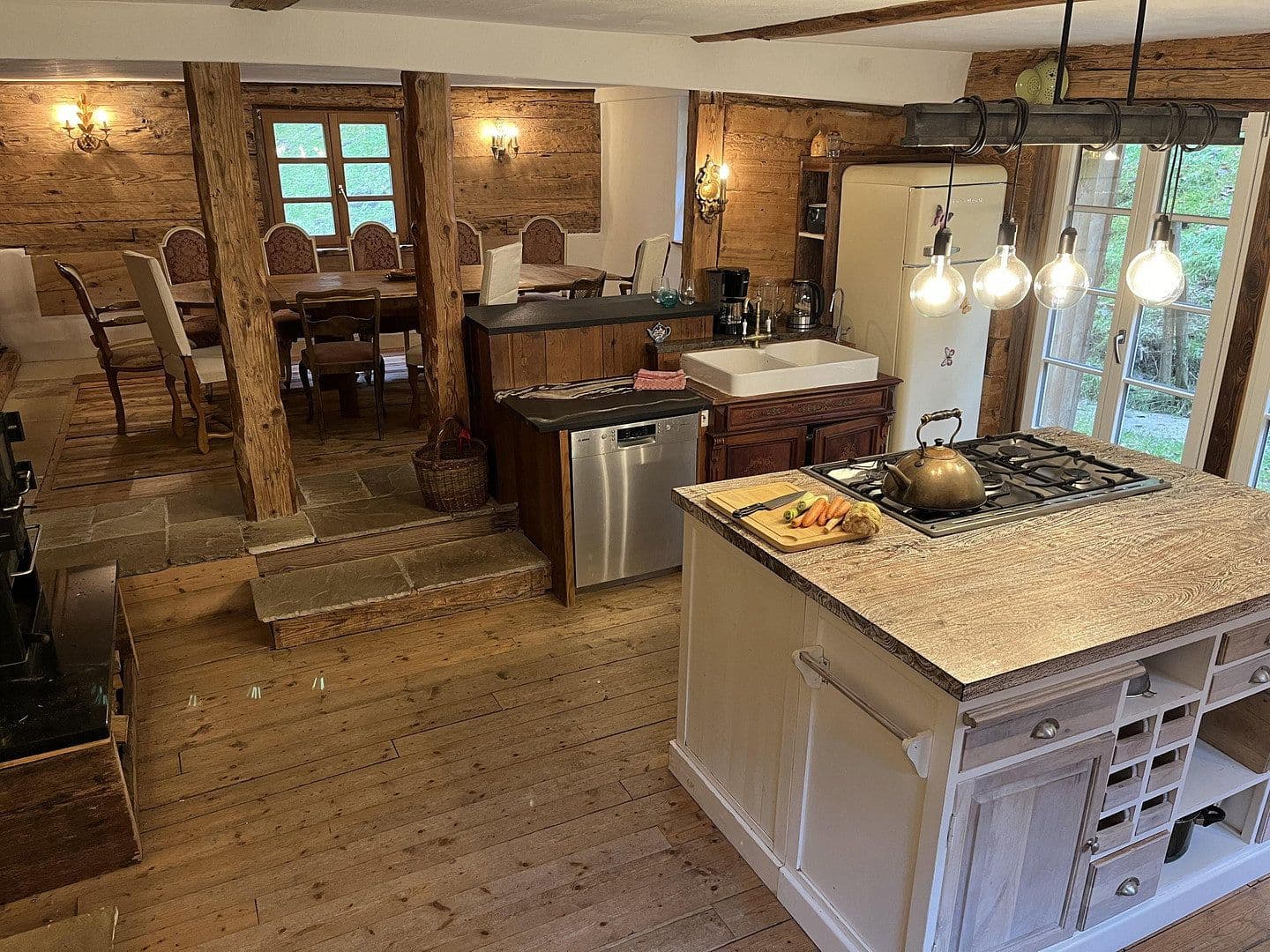 Predaj domu 440 m², pozemek 990 m², Weiler-Simmerberg, Bavorsko Predaj domu 440 m², pozemek 990 m², Weiler-Simmerberg, Bavorsko