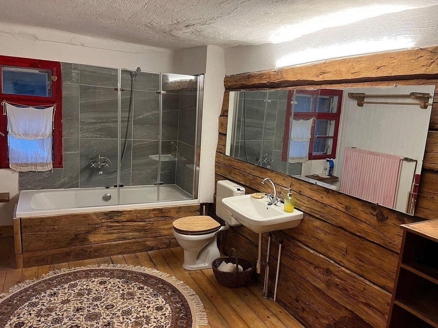 Predaj domu 440 m², pozemek 990 m², Weiler-Simmerberg, Bavorsko Predaj domu 440 m², pozemek 990 m², Weiler-Simmerberg, Bavorsko