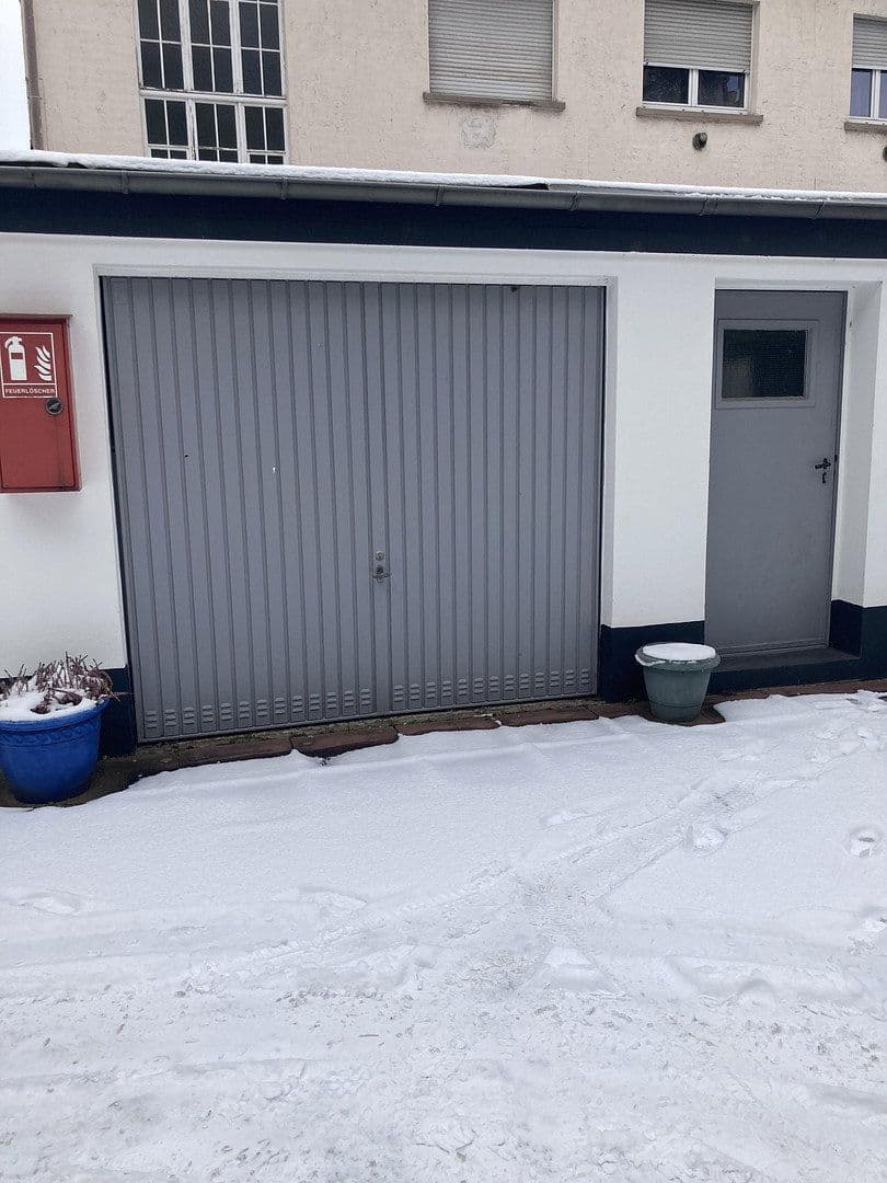 Prenájom bytu 4-izbový 82 m², Wilhelmsplatz 18, Offenbach, Hesensko Prenájom bytu 4-izbový 82 m², Wilhelmsplatz 18, Offenbach, Hesensko