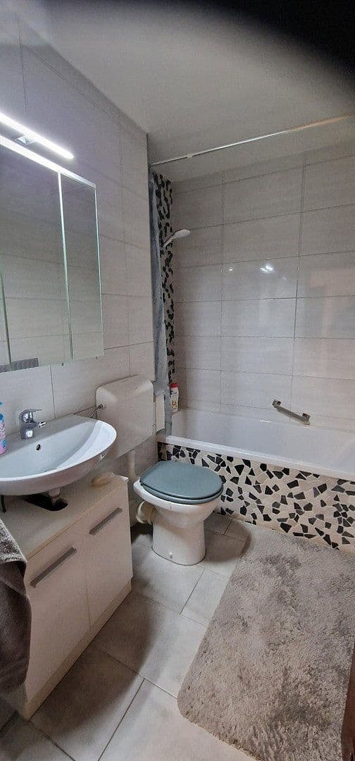 Predaj bytu 2-izbový 60 m², Kriftel, Hesensko Predaj bytu 2-izbový 60 m², Kriftel, Hesensko
