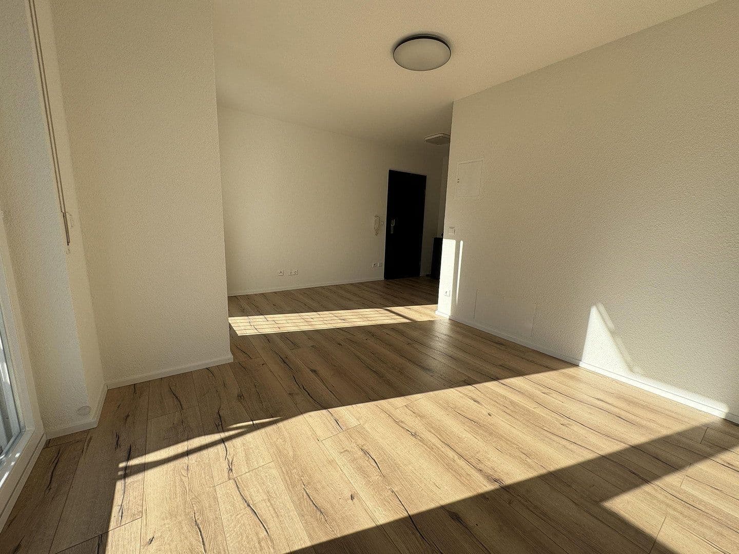 Prenájom bytu 1-izbový 25 m², Tiergartenstraße 8, Pforzheim, Bádensko-Wurttembersko Prenájom bytu 1-izbový 25 m², Tiergartenstraße 8, Pforzheim, Bádensko-Wurttembersko