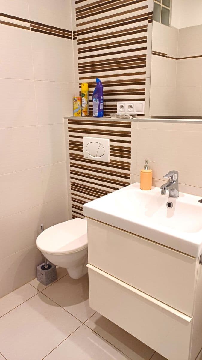 Predaj bytu 1-izbový 40 m², Francouzská, Praha, Praha Predaj bytu 1-izbový 40 m², Francouzská, Praha, Praha