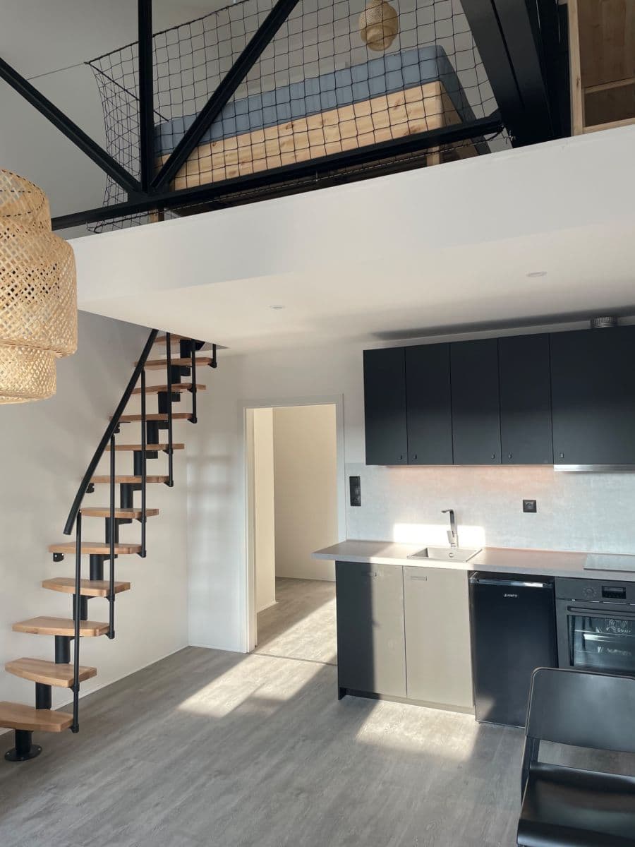 Prenájom bytu 1-izbový 40 m², Štefánikova, Brno, Jihomoravský kraj Prenájom bytu 1-izbový 40 m², Štefánikova, Brno, Jihomoravský kraj