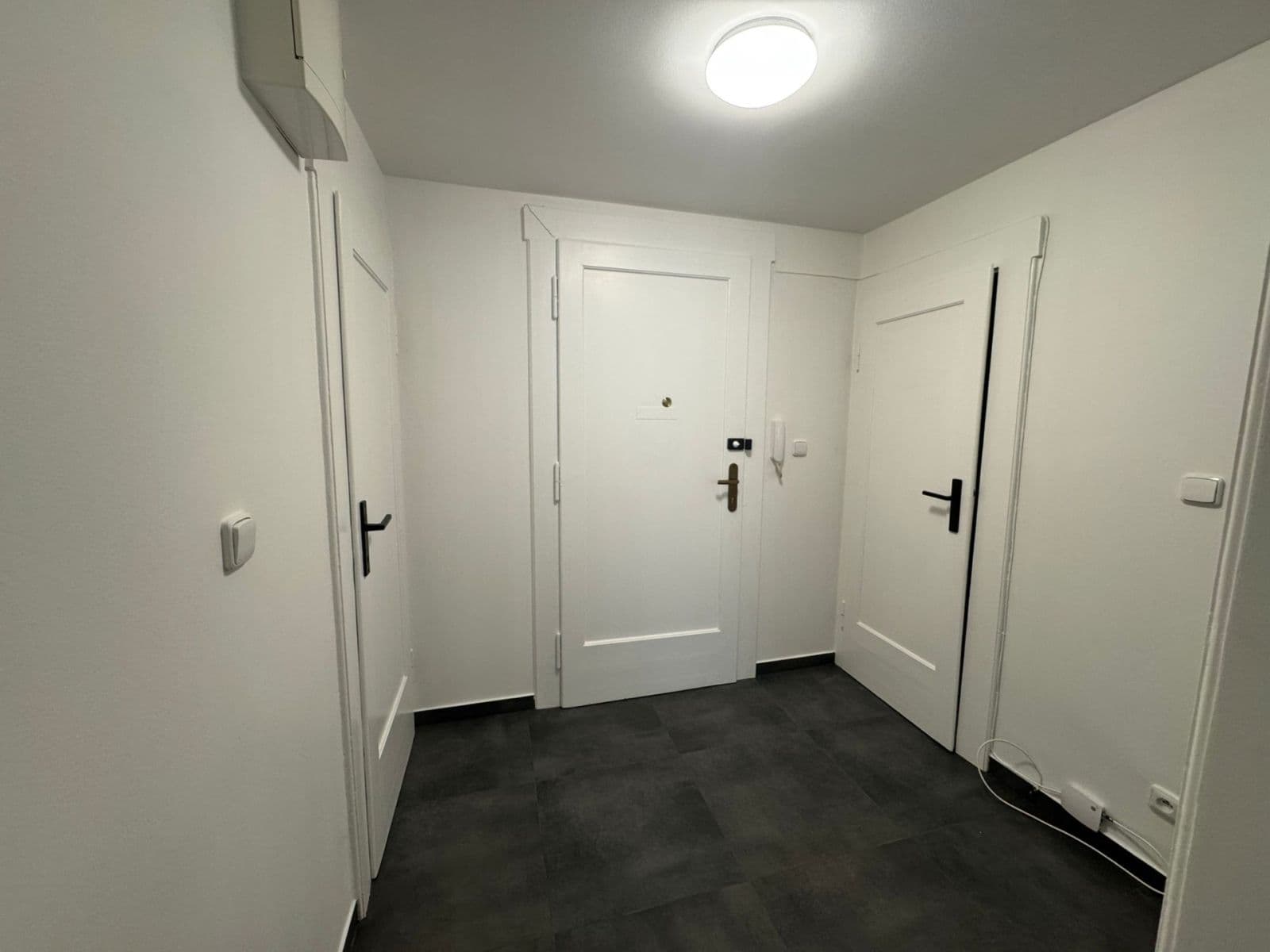 Prenájom bytu 2-izbový 50 m², Jana Želivského, Praha, Praha Prenájom bytu 2-izbový 50 m², Jana Želivského, Praha, Praha