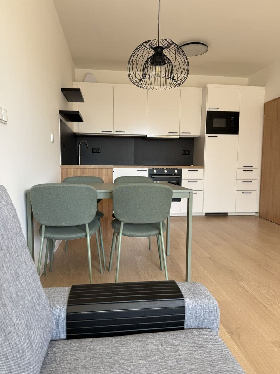 Prenájom bytu 2-izbový 58 m², U Pivovaru, Benešov, Středočeský kraj Prenájom bytu 2-izbový 58 m², U Pivovaru, Benešov, Středočeský kraj