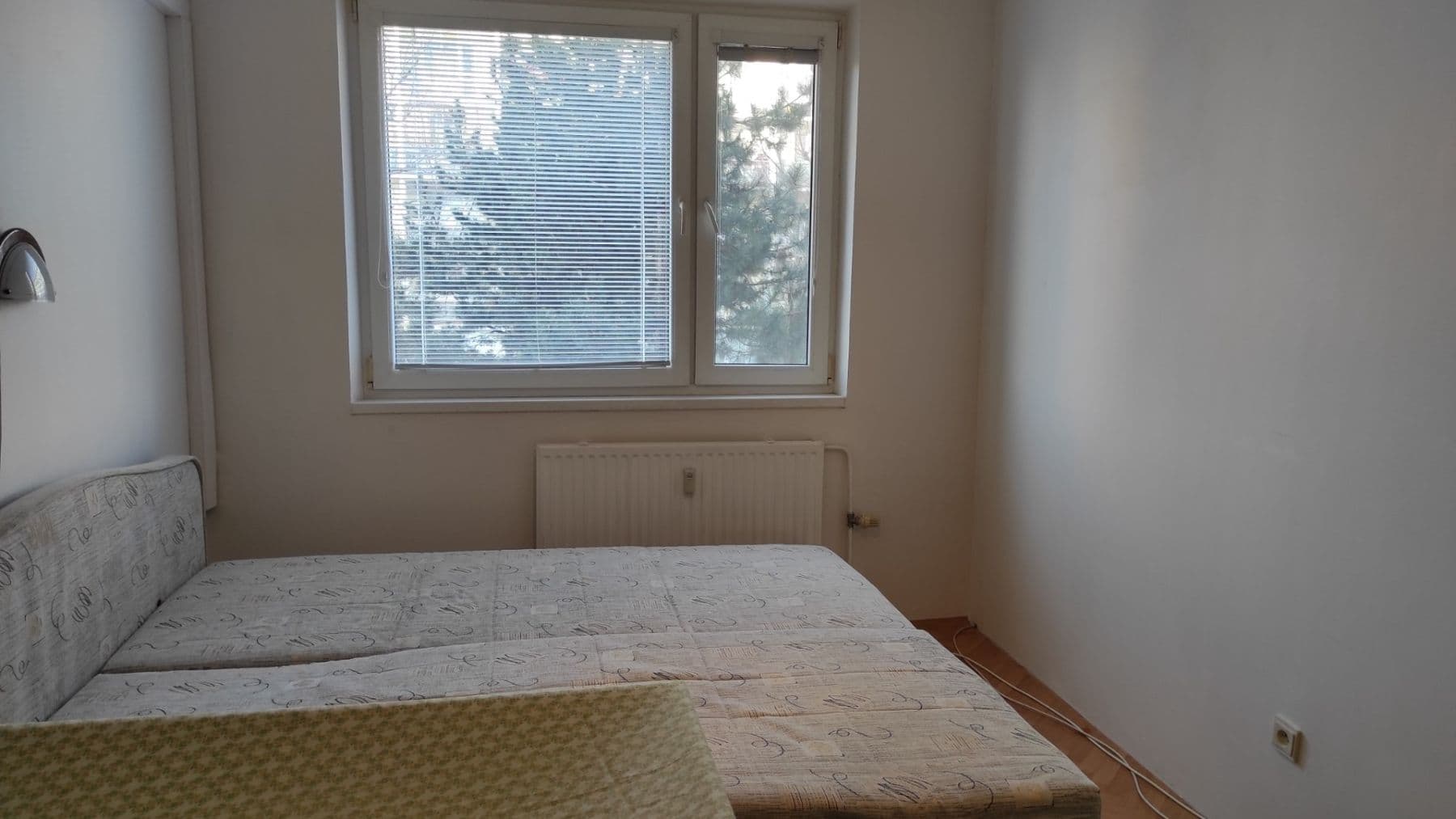 Prenájom bytu 4-izbový 84 m², Sedmokrásková, Ružinov, Bratislavský kraj Prenájom bytu 4-izbový 84 m², Sedmokrásková, Ružinov, Bratislavský kraj