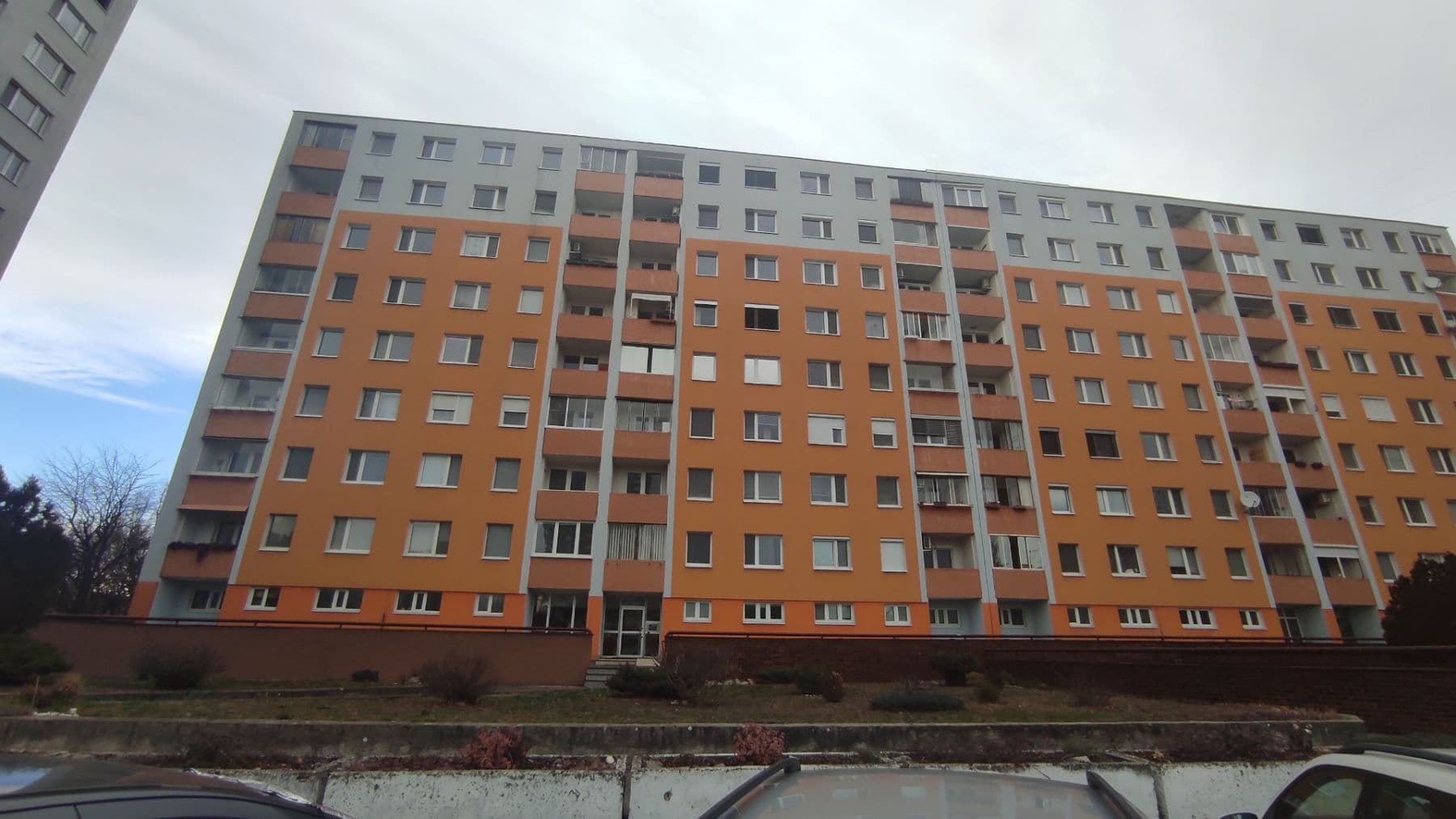 Prenájom bytu 4-izbový 84 m², Sedmokrásková, Ružinov, Bratislavský kraj Prenájom bytu 4-izbový 84 m², Sedmokrásková, Ružinov, Bratislavský kraj