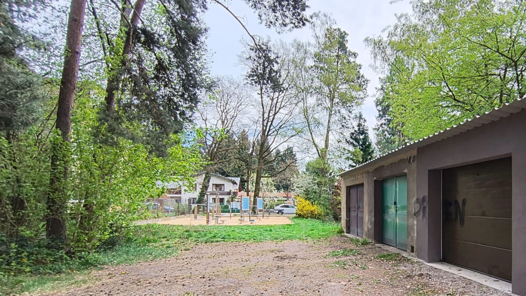 Predaj garáže 23 m², Praha, Praha Predaj garáže 23 m², Praha, Praha