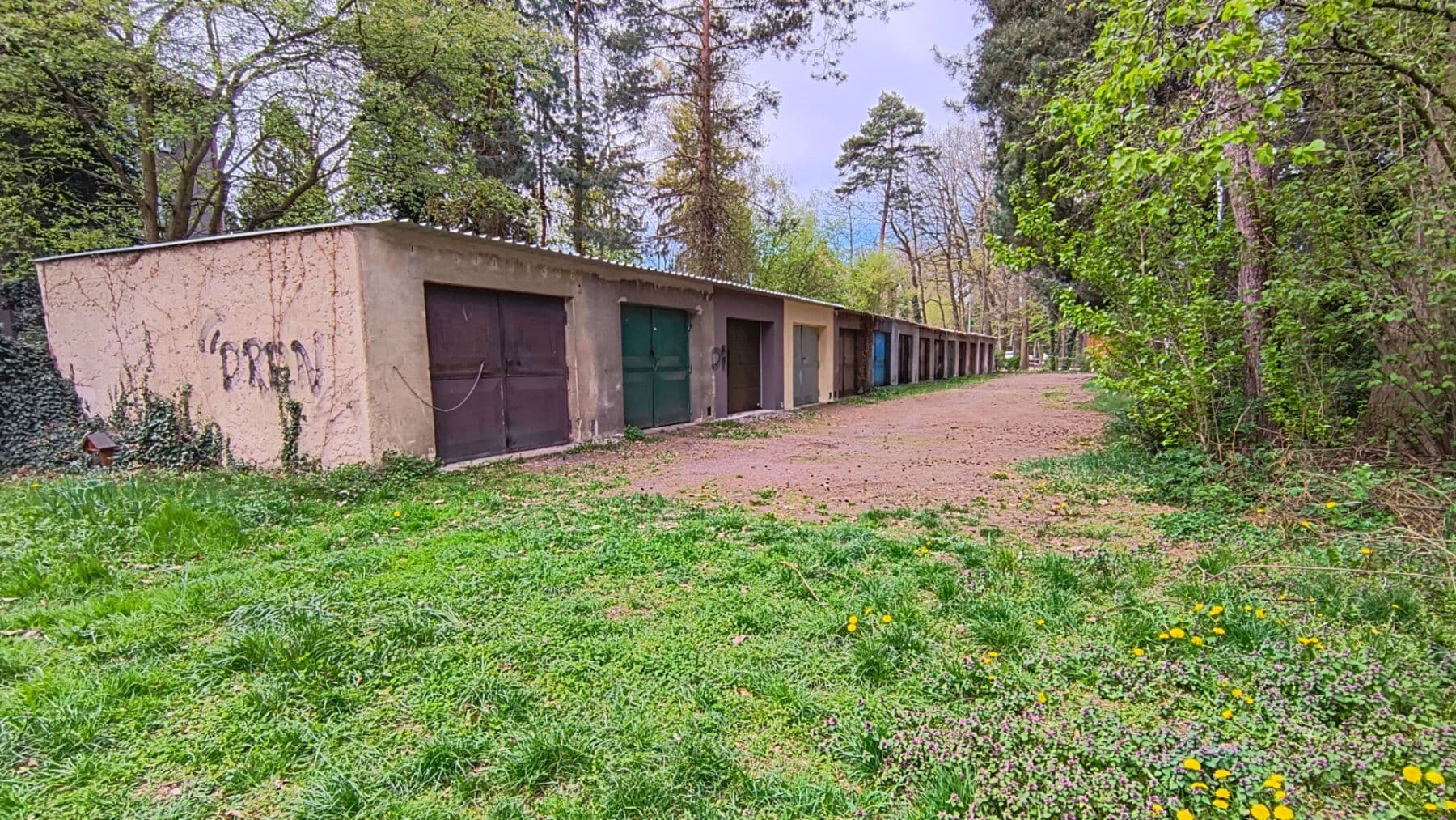 Predaj garáže 23 m², Praha, Praha Predaj garáže 23 m², Praha, Praha