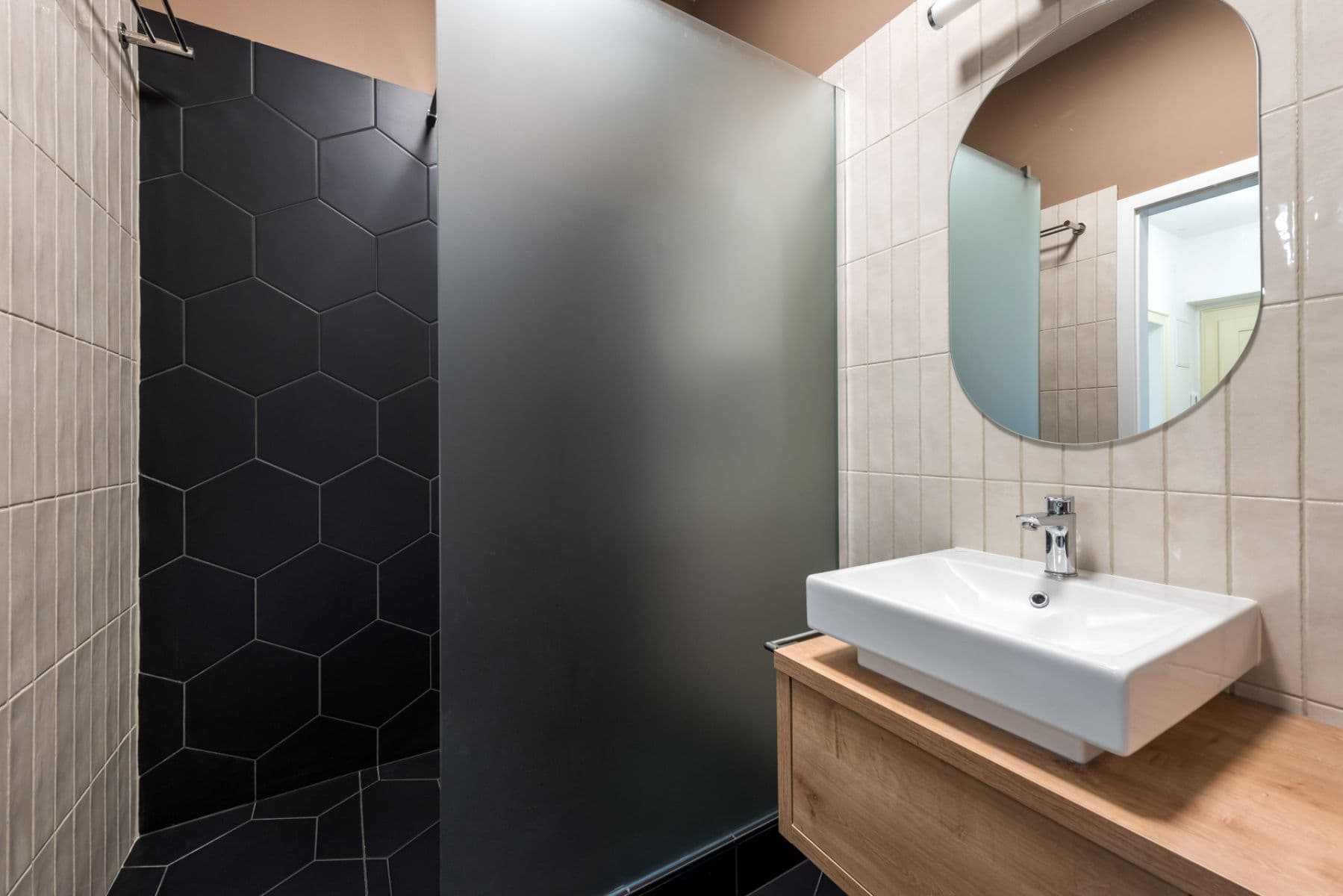 Prenájom bytu 2-izbový 53 m², Krokova, Praha, Praha Prenájom bytu 2-izbový 53 m², Krokova, Praha, Praha