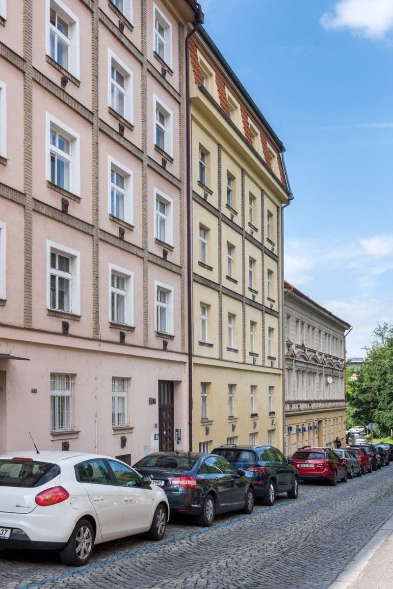 Prenájom bytu 2-izbový 53 m², Krokova, Praha, Praha Prenájom bytu 2-izbový 53 m², Krokova, Praha, Praha
