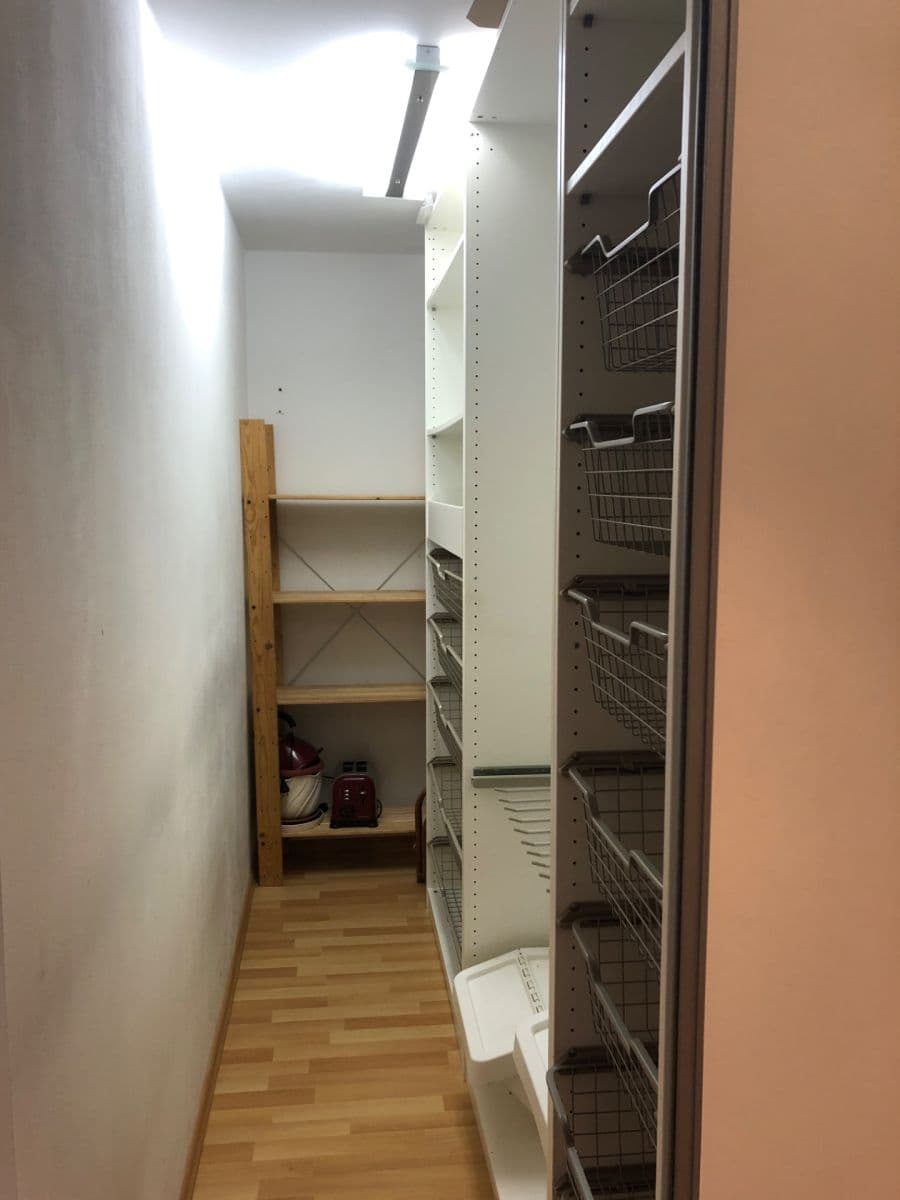 Predaj bytu 2-izbový 49 m², Žitná, Hostivice, Středočeský kraj Predaj bytu 2-izbový 49 m², Žitná, Hostivice, Středočeský kraj