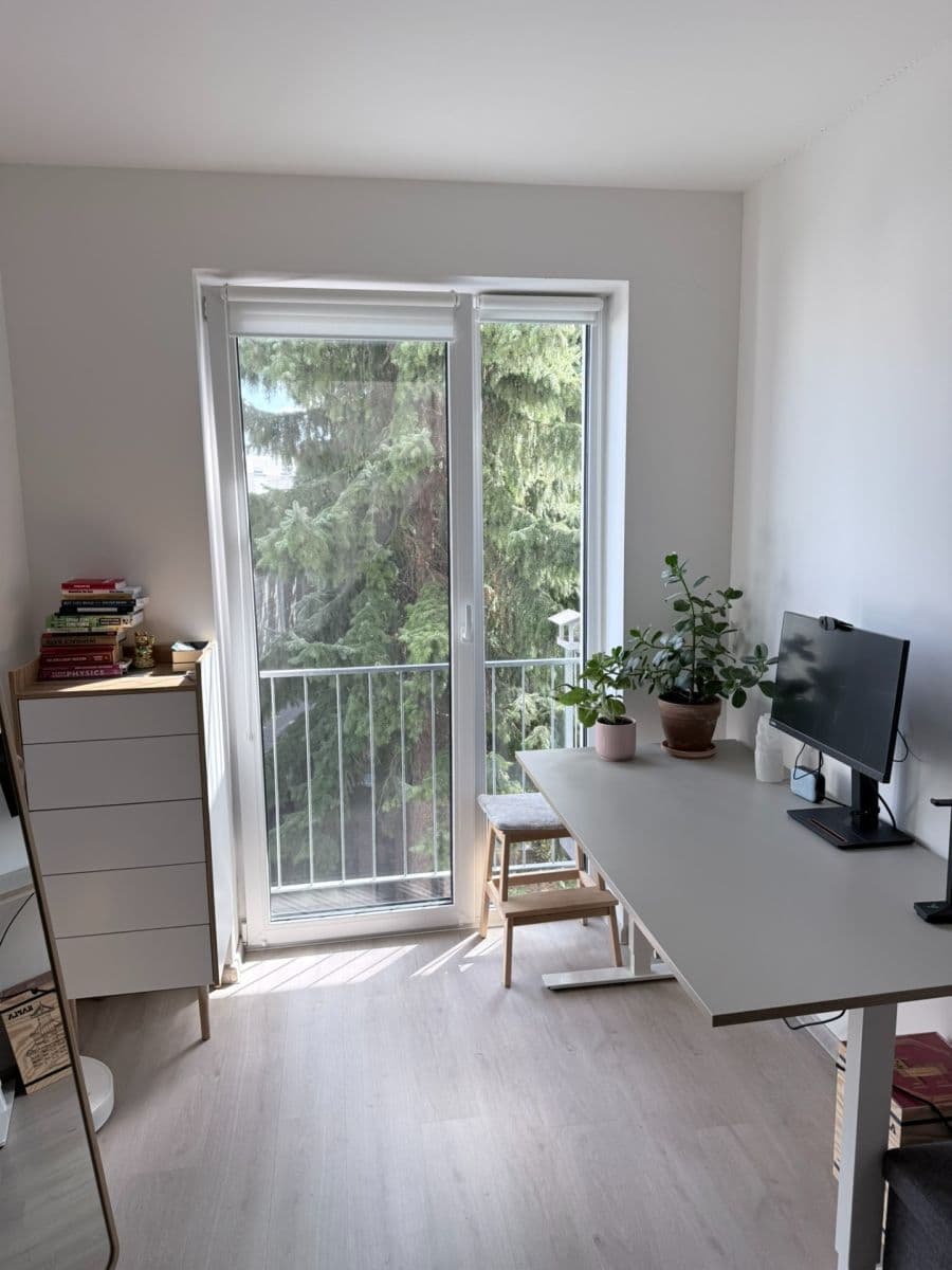 Prenájom bytu 3-izbový 90 m², Jihlavská, Troubsko, Jihomoravský kraj Prenájom bytu 3-izbový 90 m², Jihlavská, Troubsko, Jihomoravský kraj