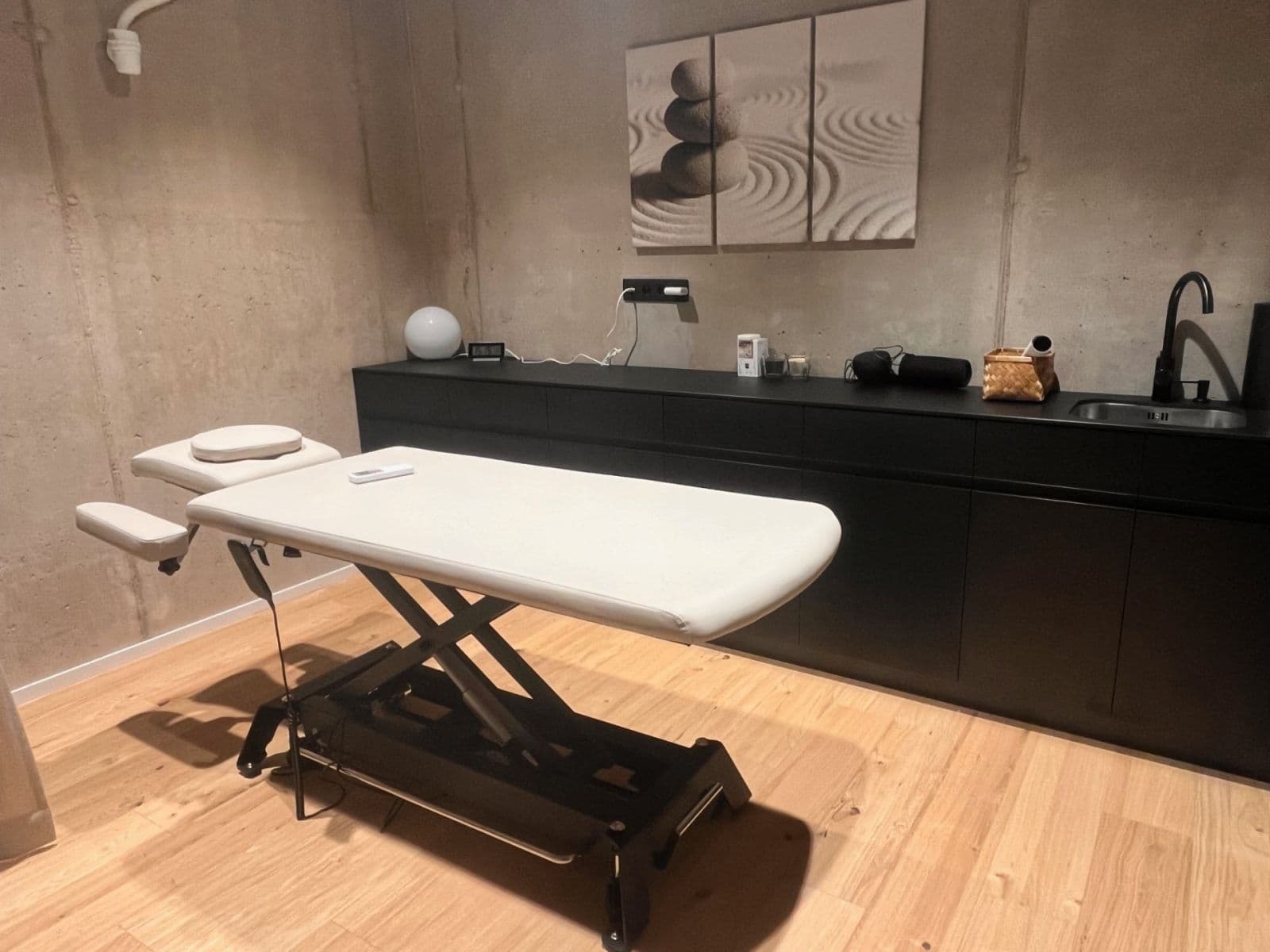 Prenájom bytu 1-izbový 43 m², Bratislavská, Brno, Jihomoravský kraj Prenájom bytu 1-izbový 43 m², Bratislavská, Brno, Jihomoravský kraj