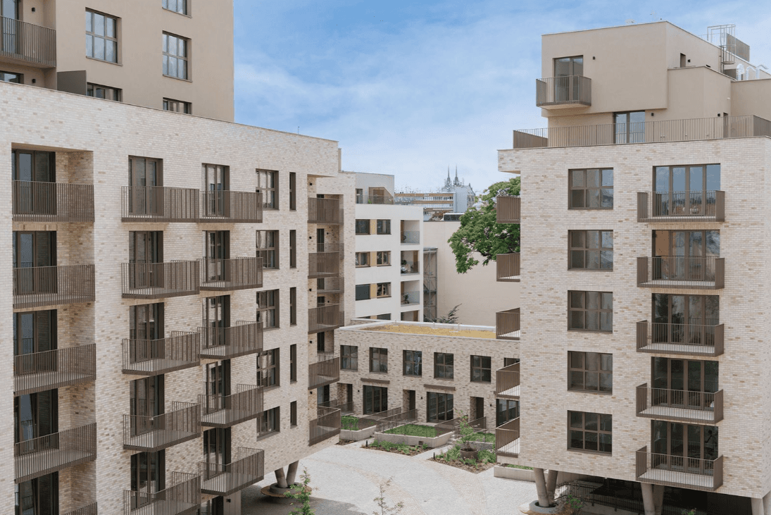 Prenájom bytu 1-izbový 43 m², Bratislavská, Brno, Jihomoravský kraj Prenájom bytu 1-izbový 43 m², Bratislavská, Brno, Jihomoravský kraj