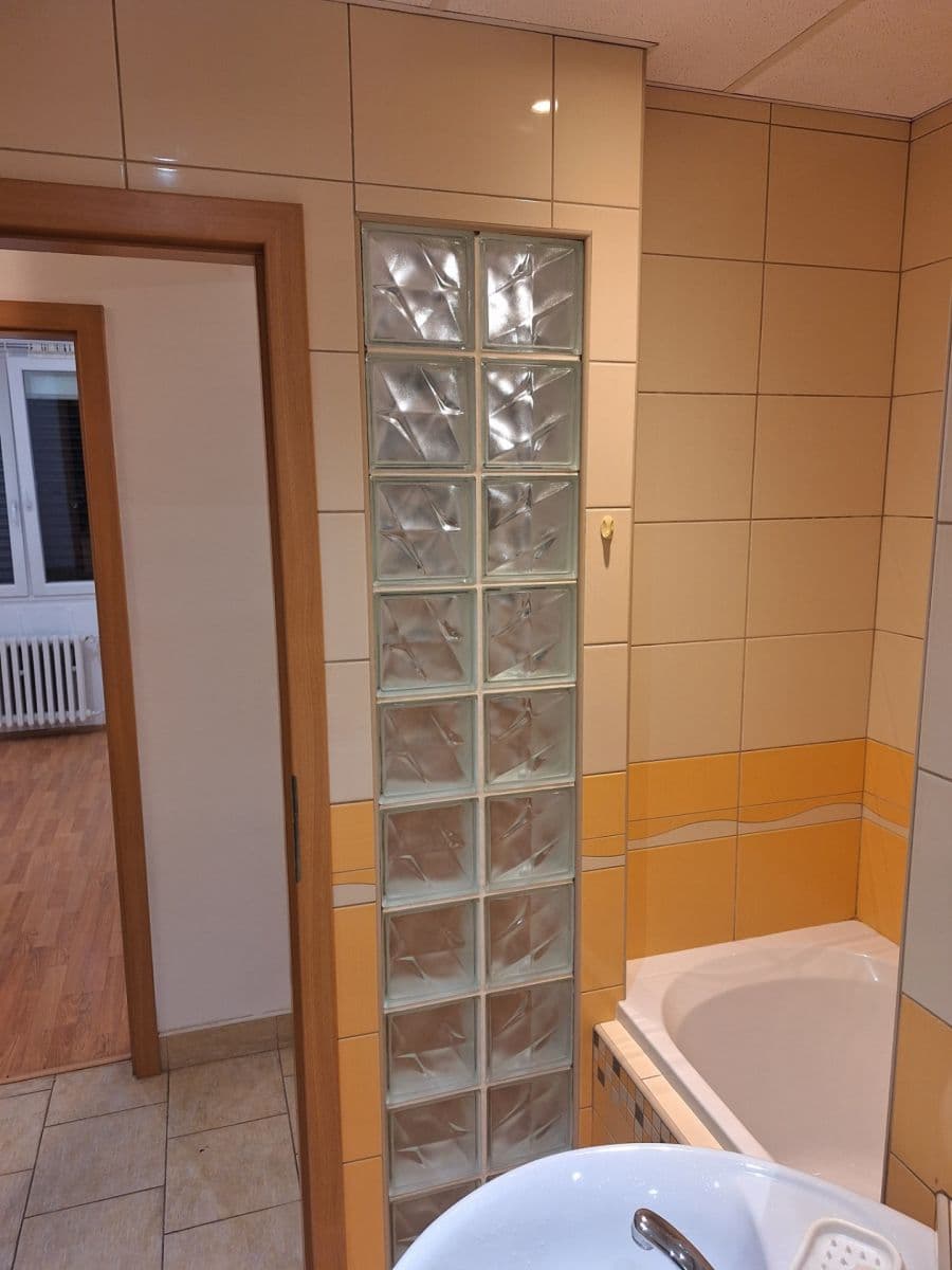 Prenájom bytu 2-izbový 42 m², Přímětická, Praha, Praha Prenájom bytu 2-izbový 42 m², Přímětická, Praha, Praha