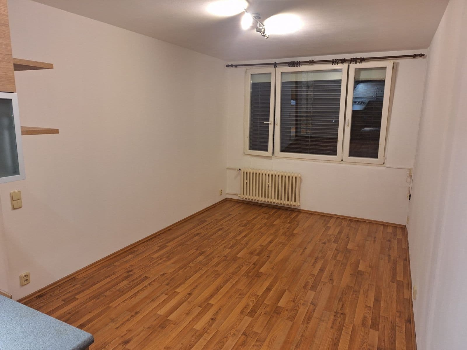 Prenájom bytu 2-izbový 42 m², Přímětická, Praha, Praha Prenájom bytu 2-izbový 42 m², Přímětická, Praha, Praha