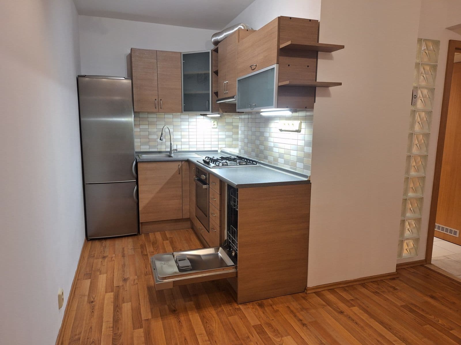 Prenájom bytu 2-izbový 42 m², Přímětická, Praha, Praha Prenájom bytu 2-izbový 42 m², Přímětická, Praha, Praha