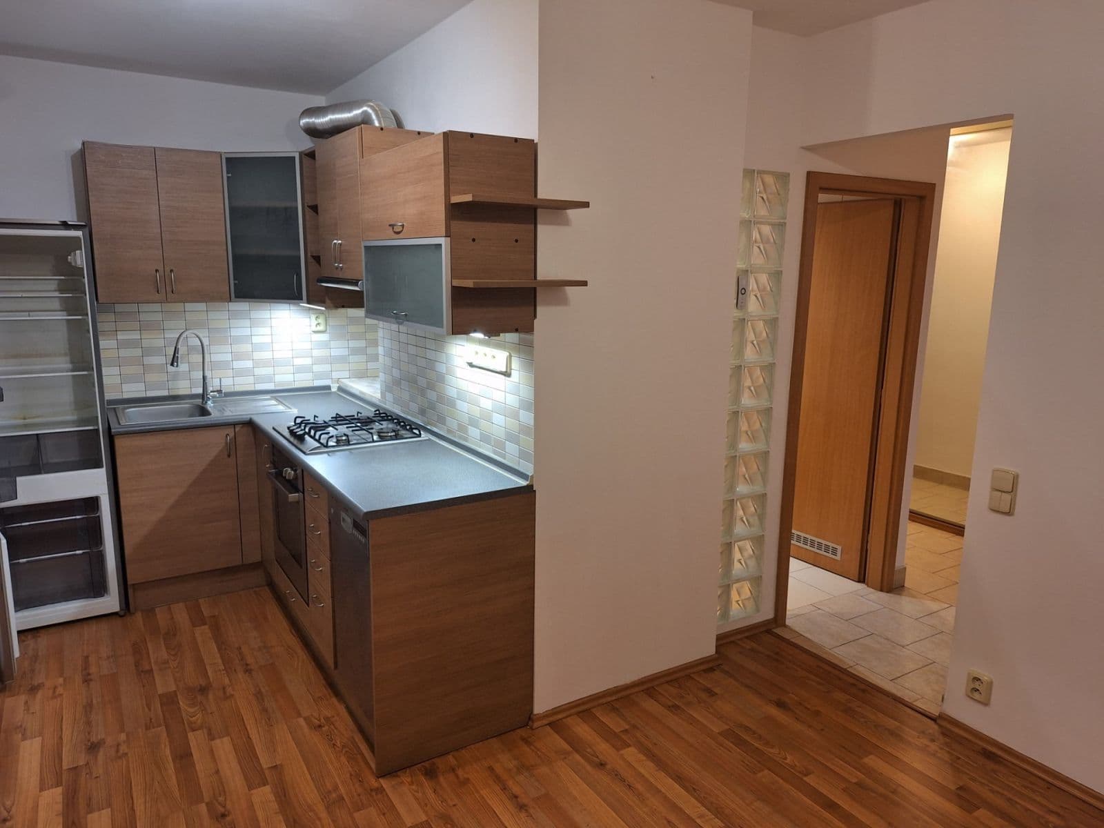 Prenájom bytu 2-izbový 42 m², Přímětická, Praha, Praha Prenájom bytu 2-izbový 42 m², Přímětická, Praha, Praha