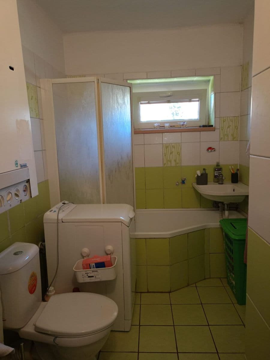 Predaj bytu 2-izbový 51 m², 9. května, Chvaletice, Pardubický kraj Predaj bytu 2-izbový 51 m², 9. května, Chvaletice, Pardubický kraj