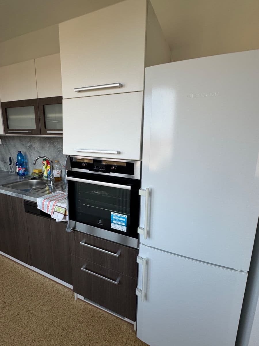 Prenájom bytu 2-izbový 49 m², Dánská, Kladno, Středočeský kraj Prenájom bytu 2-izbový 49 m², Dánská, Kladno, Středočeský kraj